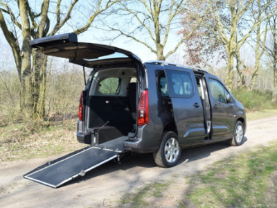Tripod Mobility WAV’s - Adaptacja samochodu Citroën Berlingo M & XL