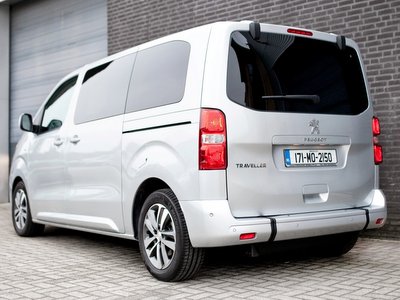 Tripod Mobility WAV’s - Adaptacja samochodu Peugeot Traveller i Expert Combi